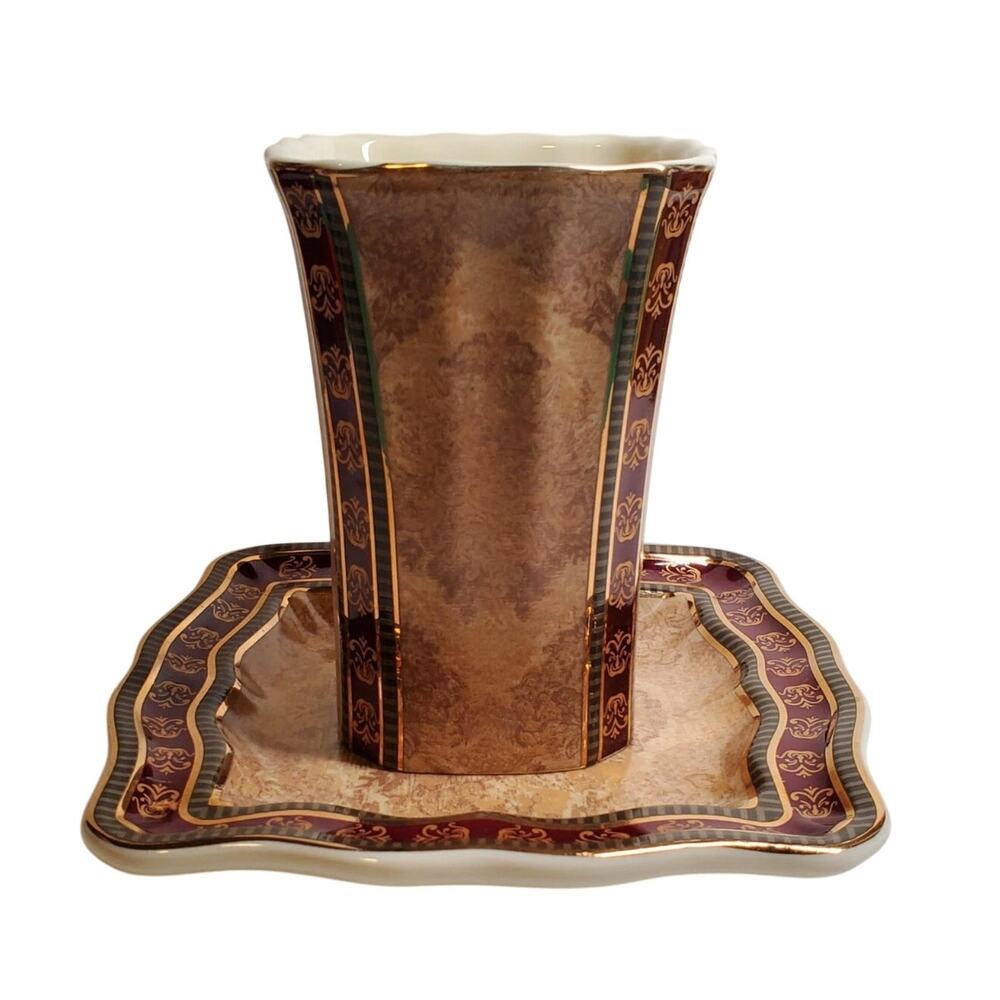 Tumbler and Dish Holder